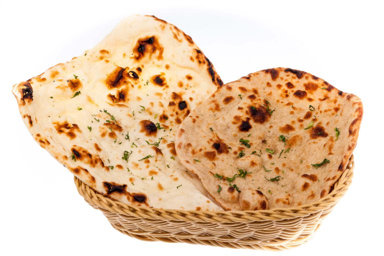 Nan und Roti im Korb
